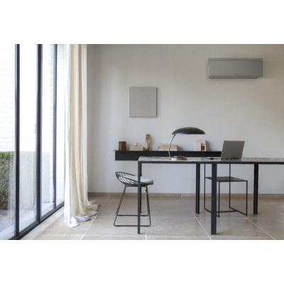 Daikin FTXJ50AS Emura Wandgerät WiFi Silber 5,0 kW | Raumgröße 50 - 55 m²