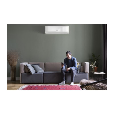 Hitachi Set RAK-VJ18PHAE + RAC-VJ18PHAE Wandgerät airHome 600 2,0 kW für 1 Raum 20 - 25 m² | WiFi